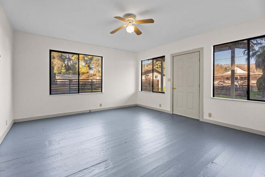 More Photos Of 8660-8684 Highway 128 Hwy, Philo Flex For Sale