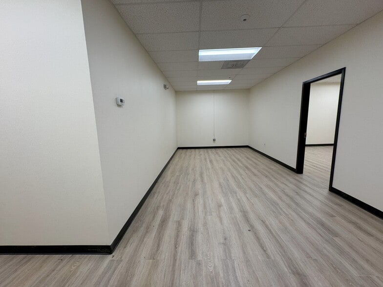 More Photos Of 4446-4450 Park Heights Ave, Baltimore Storefront For Lease