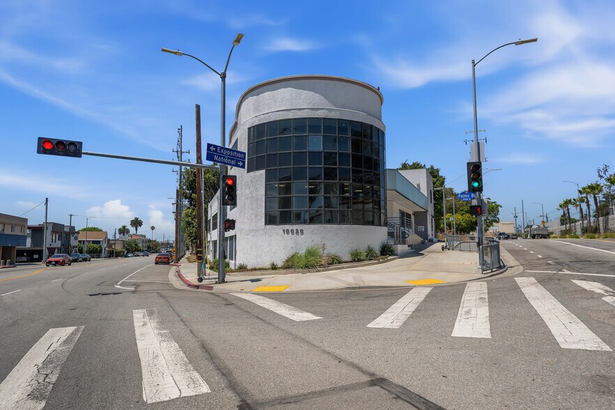 More Photos Of 10020 National Blvd, Los Angeles Medical For Sale