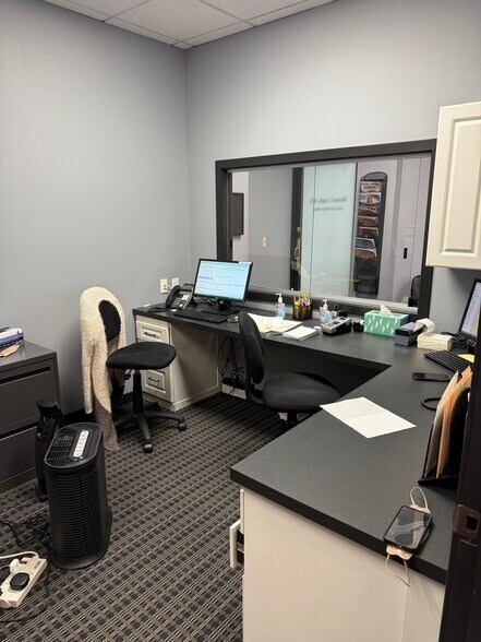 More Photos Of 70 New Canaan Ave, Norwalk Office For Sale