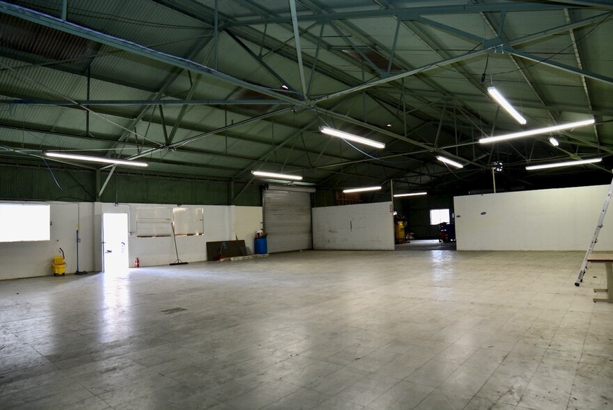 More Photos Of 9420 Rush St, South El Monte Warehouse For Lease