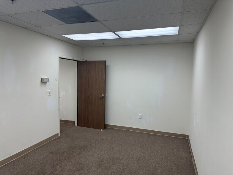 More Photos Of 12335 Denholm Dr, El Monte Warehouse For Lease