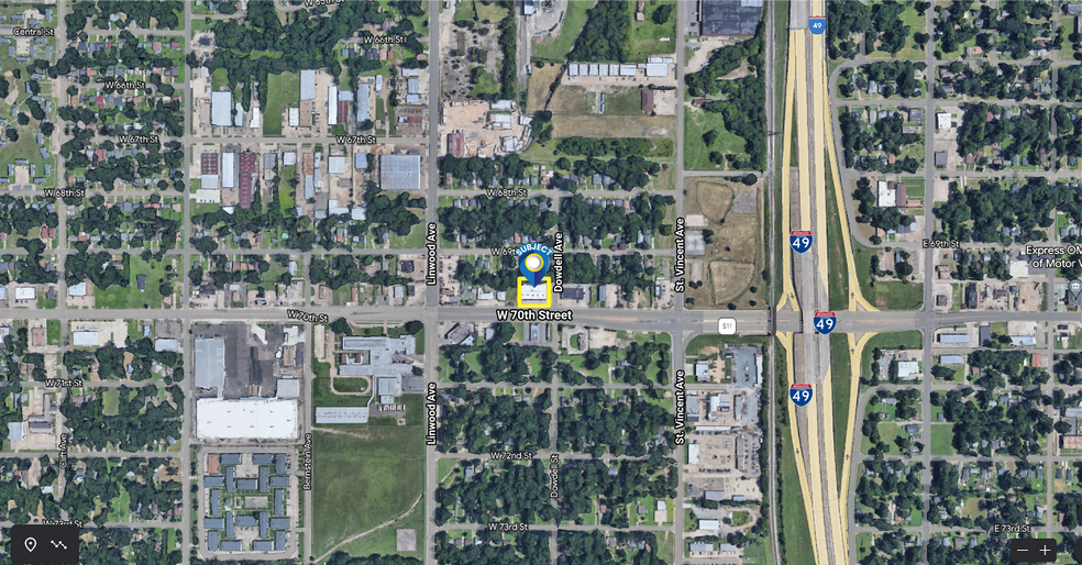 More Photos Of 304 W 70th St, Shreveport Freestanding For Lease