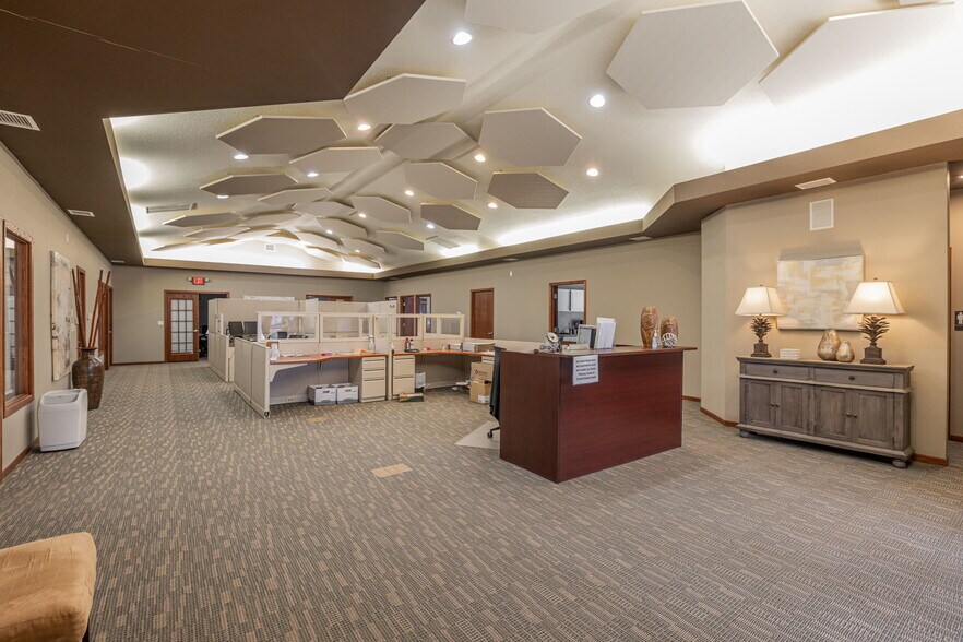 More Photos Of 9538 E 16 Frontage Rd, Onalaska Medical For Lease