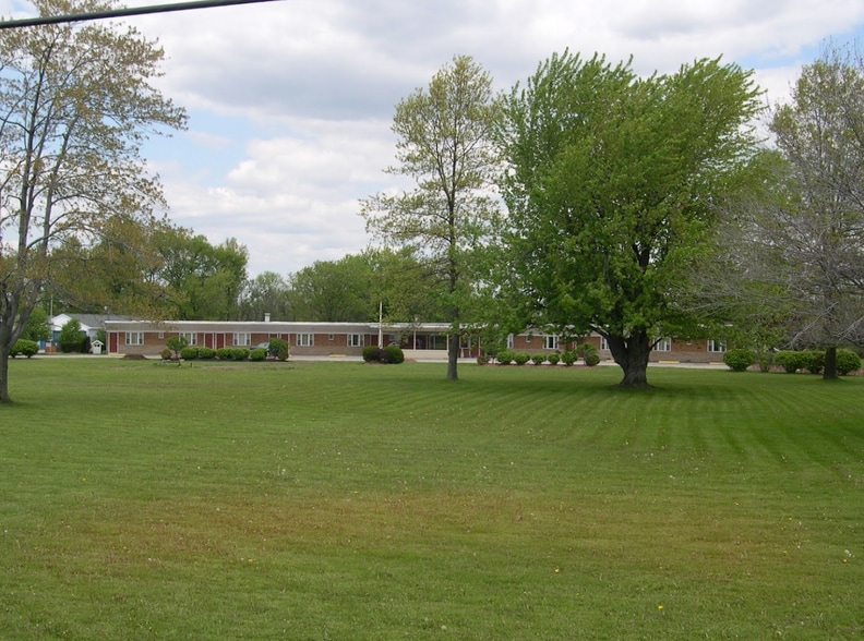 More Photos Of 22150 Harrisburg Westville Rd, Alliance Hotel For Sale