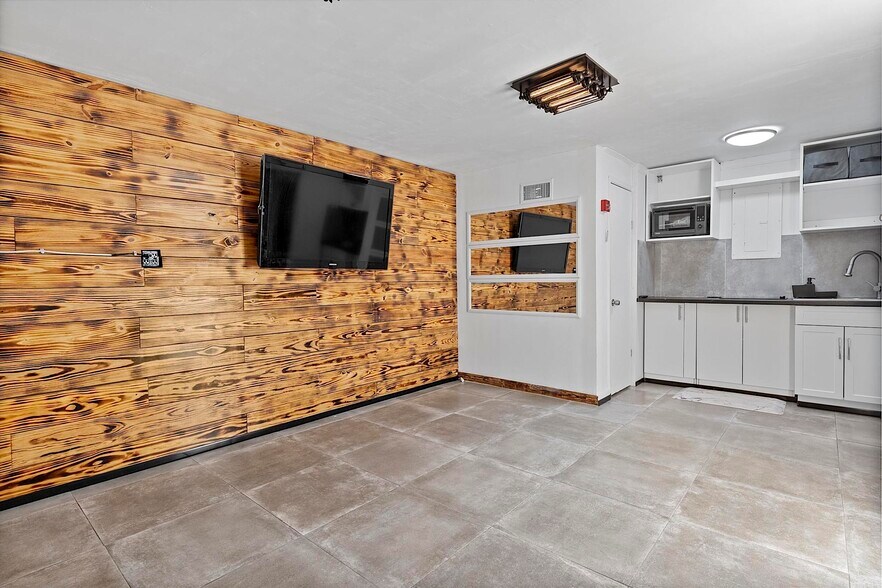 More Photos Of 1773 Blount Rd, Pompano Beach Industrial For Sale