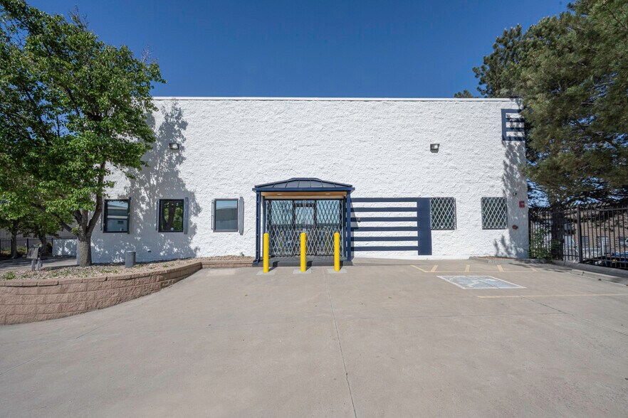 More Photos Of 5715 Fairfax St, Commerce City Warehouse For Lease