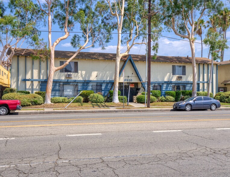 More Photos Of 8520 Sunland Blvd, Sun Valley Apartments For Sale