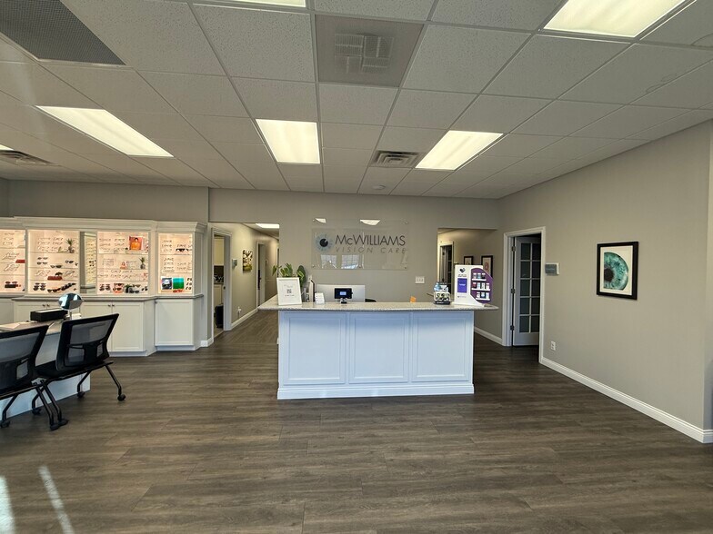 More Photos Of 7144 E Virginia St, Evansville Medical For Lease