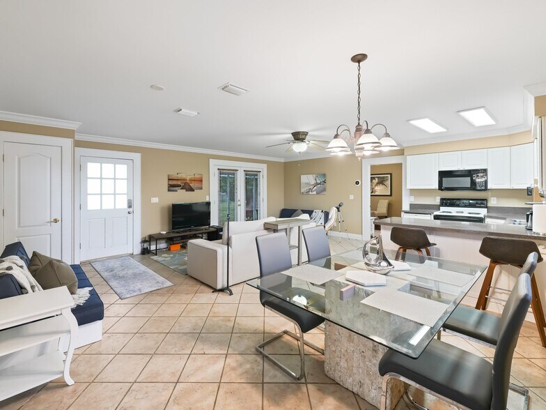 More Photos Of 12730 E Highway 25, Ocklawaha Specialty For Sale