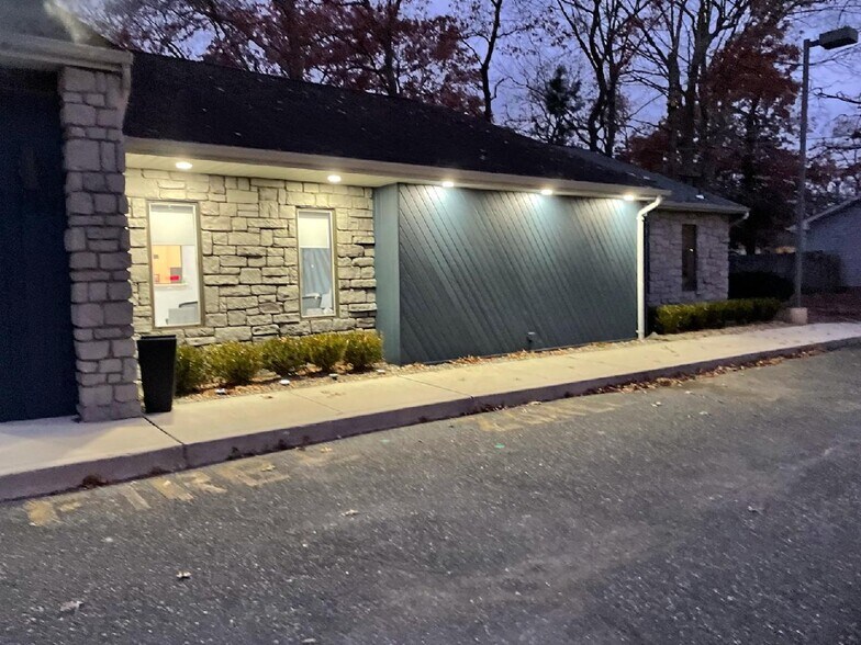 More Photos Of 801 Lacey Rd, Forked River Office For Sale