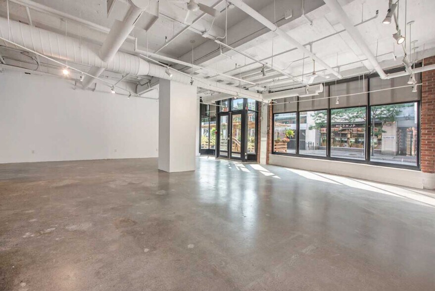 More Photos Of 101-105 Murray St, Ottawa Storefront For Lease