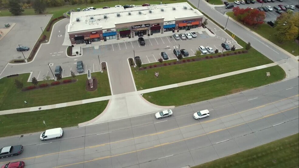 Primary Photo Of 3522-3594 15 Mile Rd, Sterling Heights Unknown For Lease