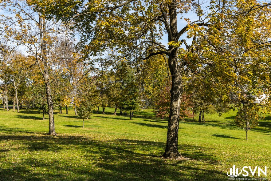 More Photos Of 638 Beaumont Inn Dr, Harrodsburg Hotel For Sale