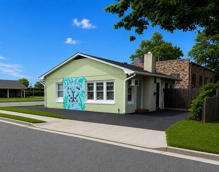 More Photos Of 302-304 Hallock Ave, Port Jefferson Station Office For Sale