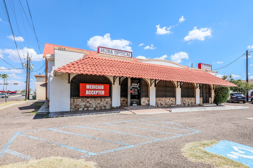 More Photos Of 1019 San Bernardo Ave, Laredo Office For Sale