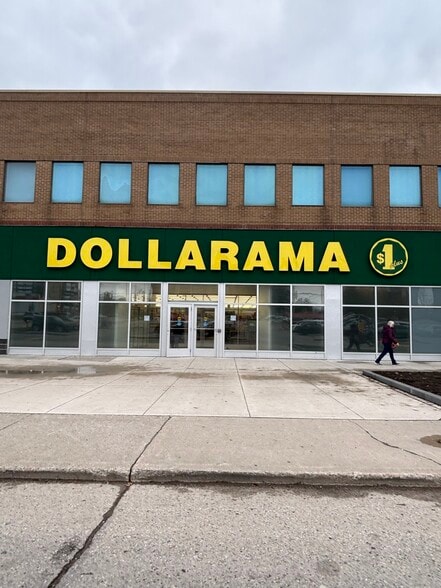 More Photos Of 785 Wonderland Rd S, London Freestanding For Lease