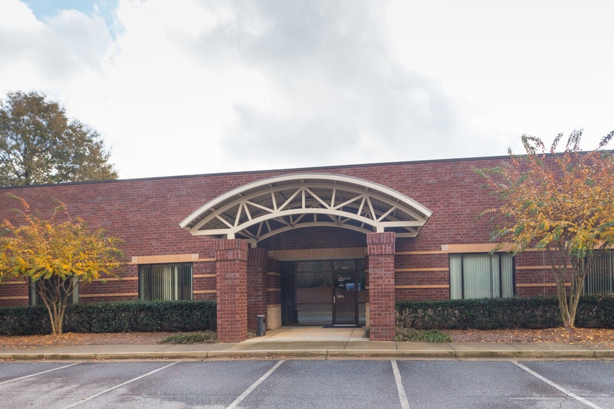 More Photos Of 2665 Pine Grove Rd, Cumming Flex For Lease