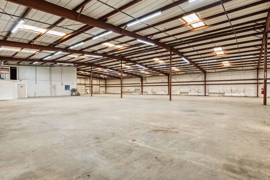 More Photos Of 351 Interstate Highway 30, Greenville Warehouse For Sale