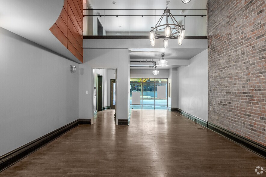 More Photos Of 907 Houston St, Fort Worth Loft Creative Space For Sale