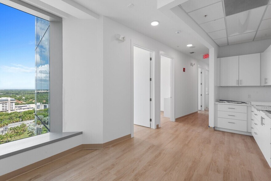 More Photos Of 8950 SW 74th Ct, Miami Medical For Lease