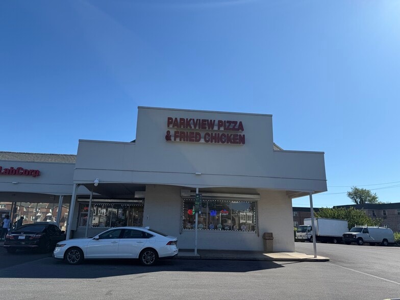 Primary Photo Of 601-617 Cedar Ave, Yeadon Storefront For Lease