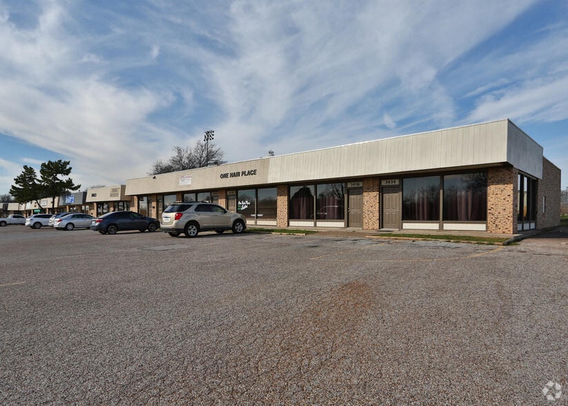 More Photos Of 3434-3520 Williams Rd, Benbrook Unknown For Lease