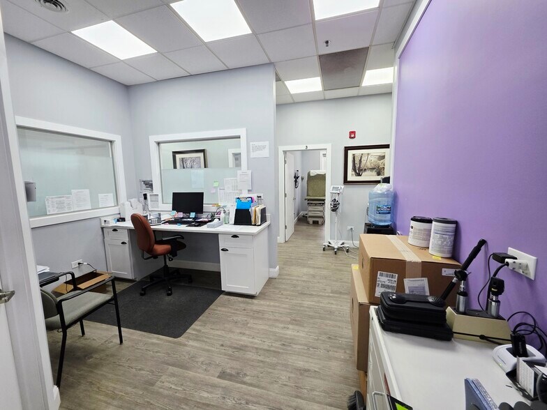More Photos Of 200 N Gary Ave, Carol Stream Medical For Sale