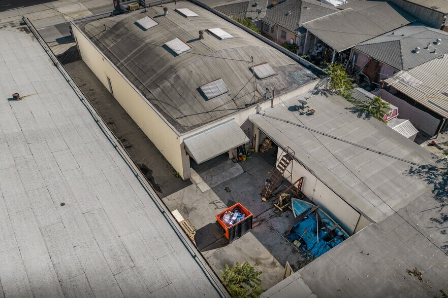 More Photos Of 16301 S Broadway St, Gardena Service For Sale