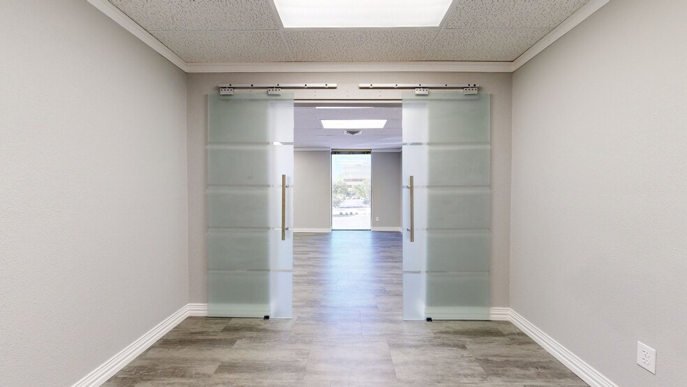 More Photos Of 3301-3305 Northland Dr, Austin Unknown For Lease