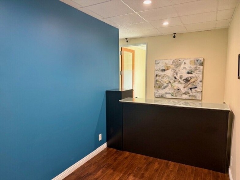 More Photos Of 14101 Valleyheart Dr, Sherman Oaks Office For Lease