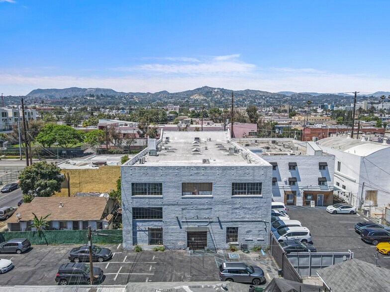 More Photos Of 5176 Santa Monica Blvd, Los Angeles Loft Creative Space For Lease