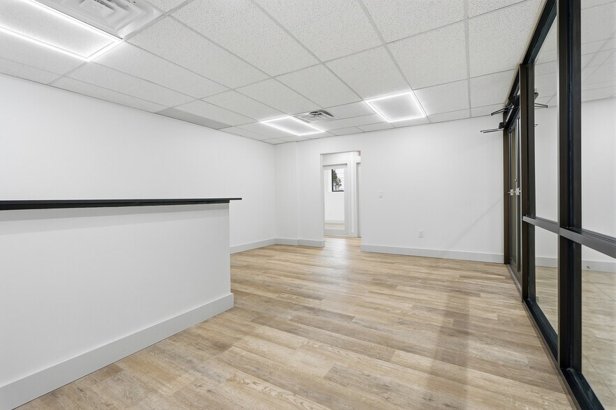 More Photos Of 1130 Hooper Ave, Toms River Office For Lease