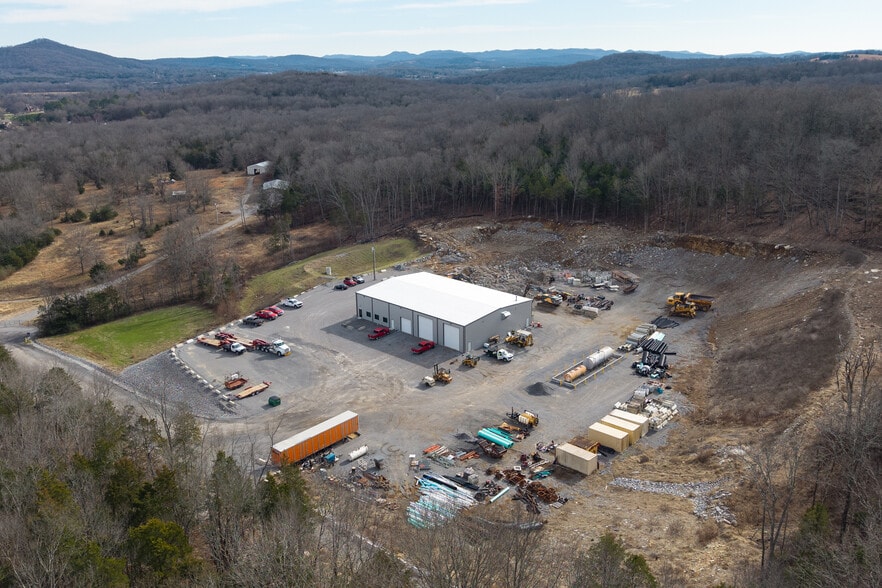 Primary Photo Of 1854 Sparta Pike, Lebanon Warehouse For Lease