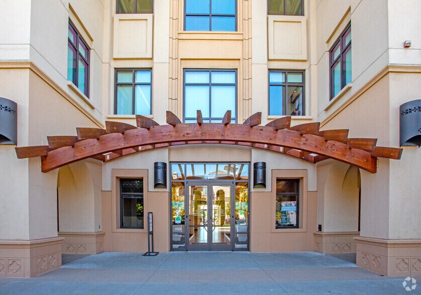 More Photos Of 1100 Park Pl, San Mateo Medical For Lease