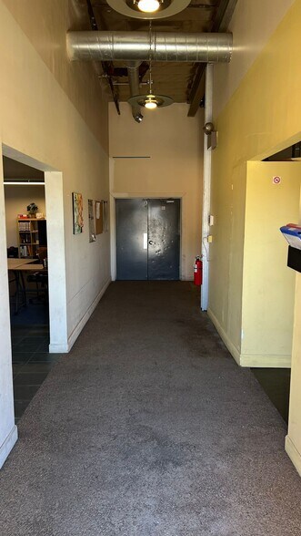 More Photos Of 123 N 10th Ave, Melrose Park Warehouse For Lease