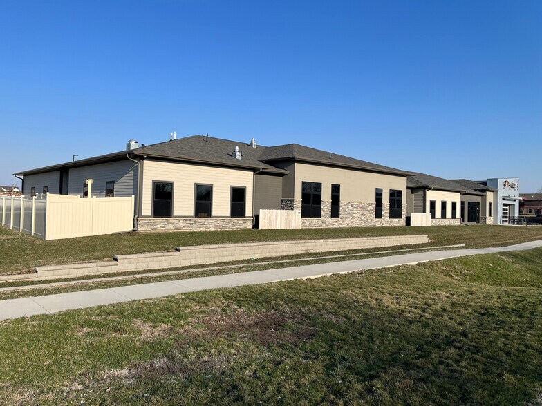 More Photos Of 1606 NW Irvinedale Dr, Ankeny Daycare Center For Lease