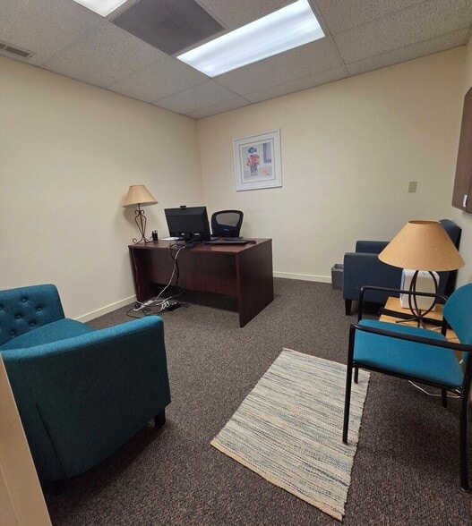 More Photos Of 60 Washington Ave, Hamden Medical For Sale