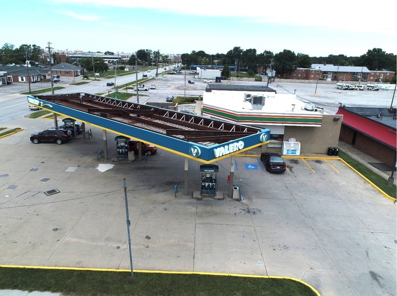 More Photos Of 11690 Snow Rd, Cleveland Convenience Store For Sale
