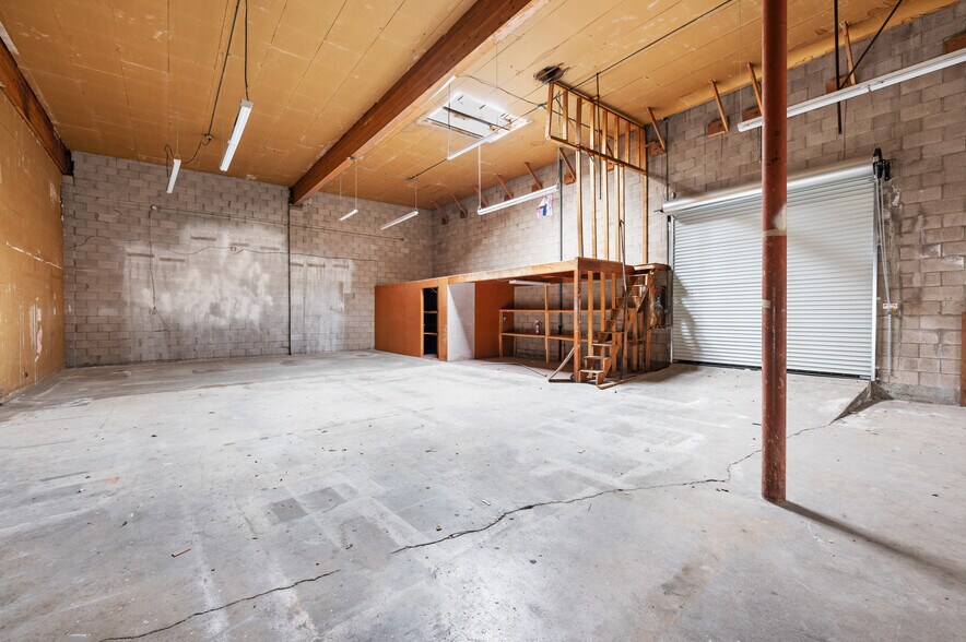 More Photos Of 733 Broadway, Chula Vista Storefront For Sale