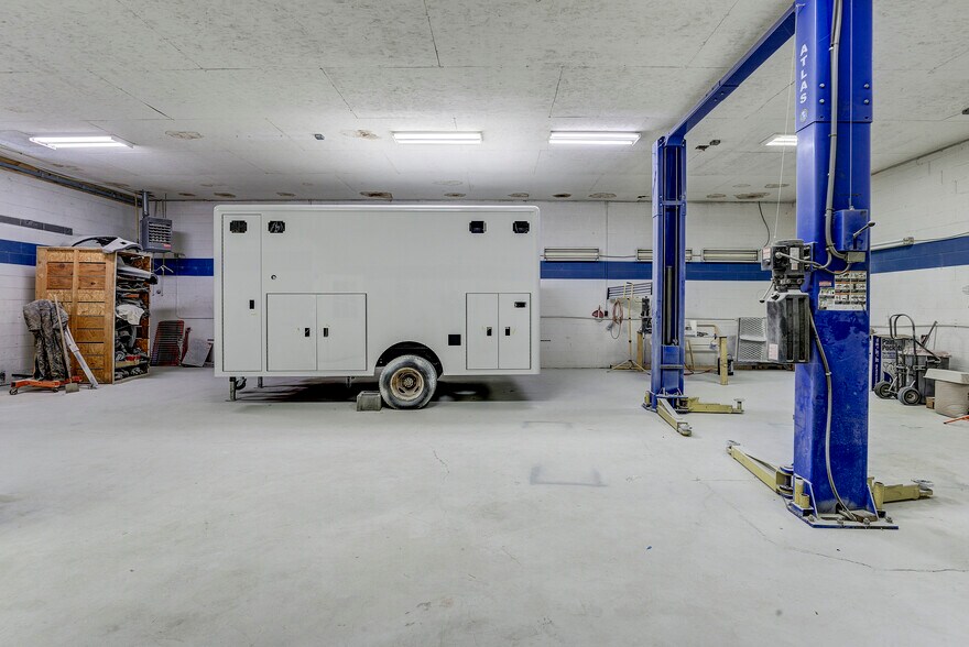 More Photos Of 127 Cherry St, Johnson City Industrial For Sale