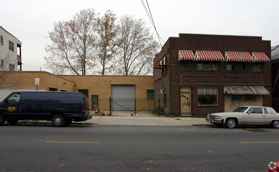 Primary Photo Of 149 Verona Ave, Newark Manufacturing For Sale