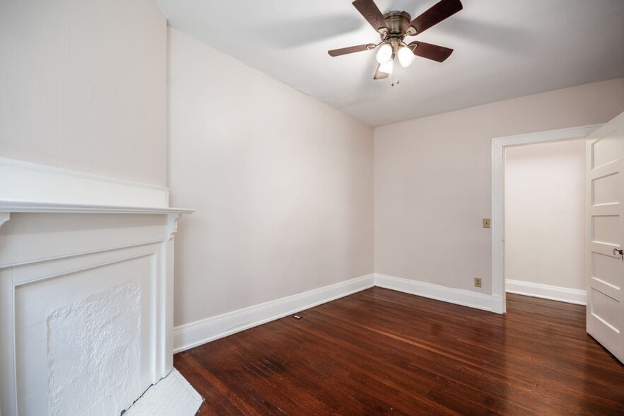 More Photos Of 94 N 20th St, Columbus Apartments For Sale