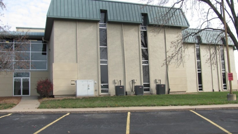 More Photos Of 8665 W 96th St, Overland Park Office For Lease
