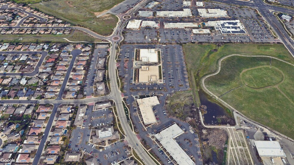 More Photos Of 943 Reserve Dr, Roseville Office For Sale