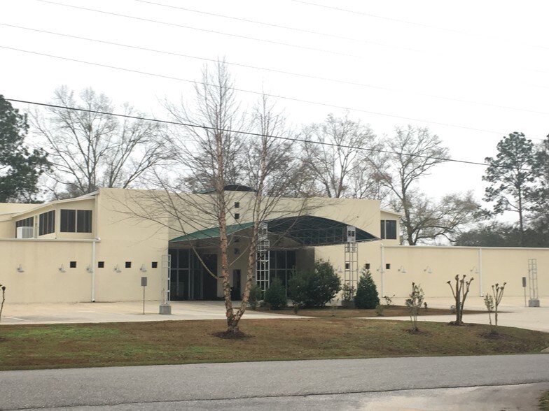 More Photos Of 100 S Greentree Ln, Foley Medical For Sale