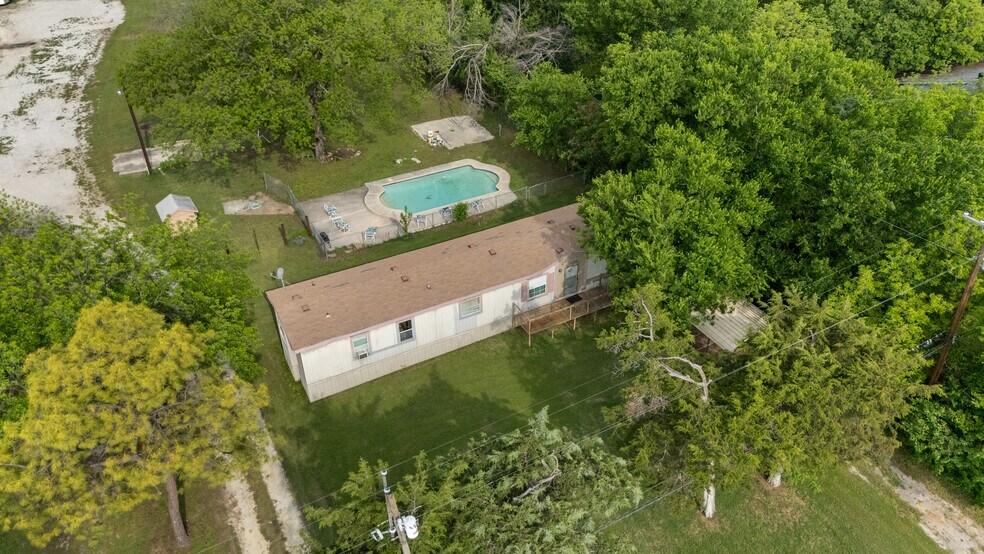 More Photos Of 7 Hills Rd, Newark Warehouse For Sale