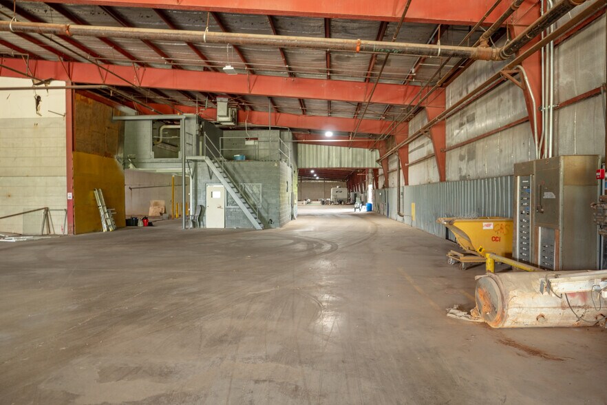 More Photos Of 1901 Boundary Ave, Pawhuska Warehouse For Sale