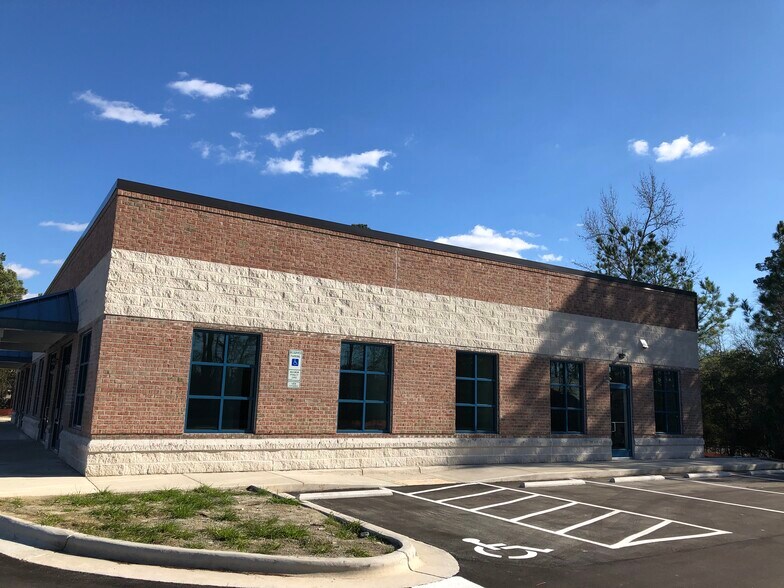 More Photos Of 1210 Country Club, Jacksonville Office For Lease