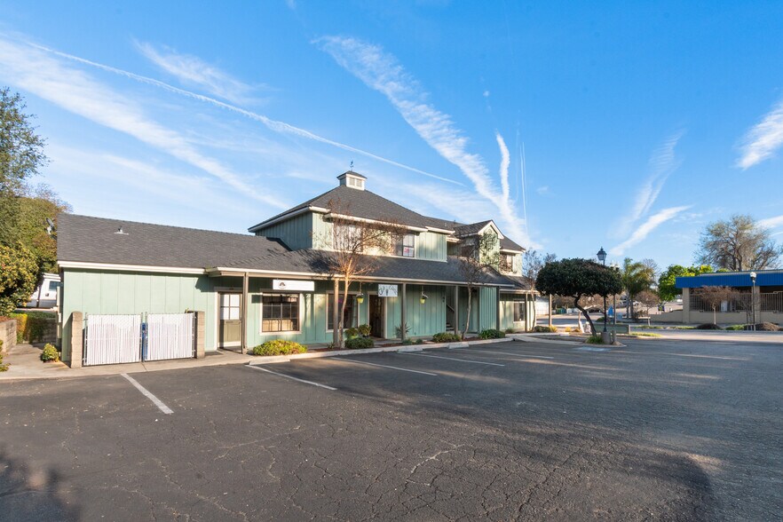 More Photos Of 741 21st St, Paso Robles Medical For Sale
